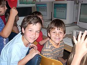 Kinder